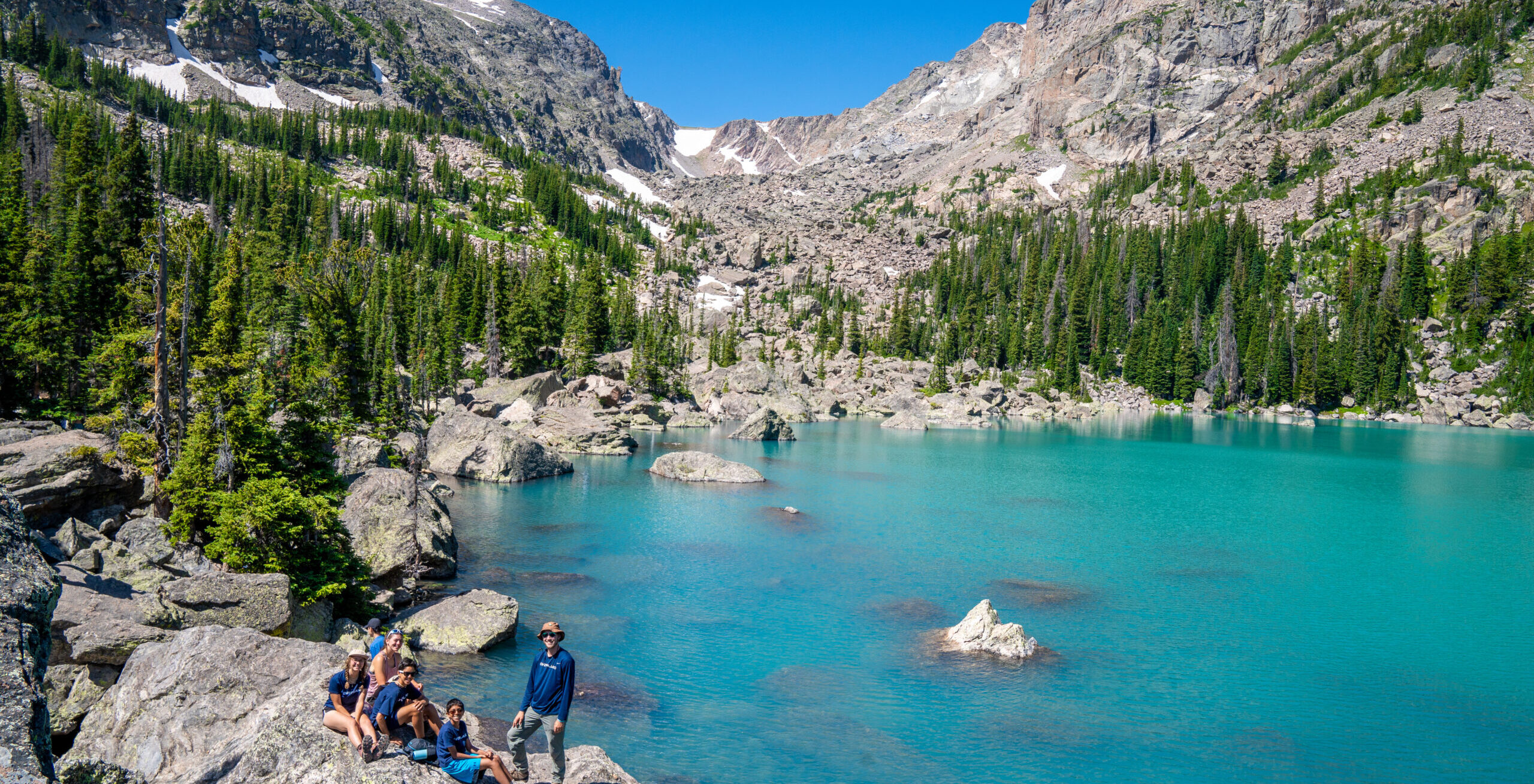 Students make friends on trail and in camp